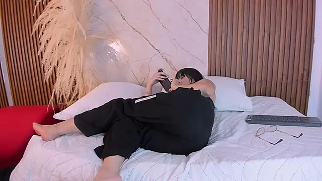 king lovely hornyy online show from 05/15/26, 06:37