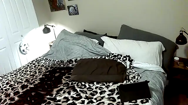 Snapshot of Fuckboy4public chatting on 02/11/25, 09:42 Fuckboy4public online show from 02/11/25, 09:42