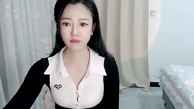 zoe-keke online show from 02/22/25, 10:51