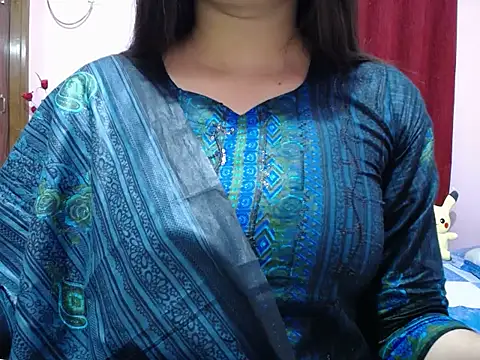 taisina online show from 02/05/26, 03:49