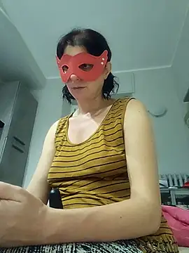 Vagabondainnamorata online show from 11/17/25, 04:46