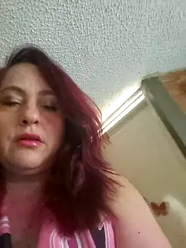 Snapshot of Scarlett45_ chatting on 03/21/25, 03:35 Scarlett45  online show from 03/21/25, 03:35