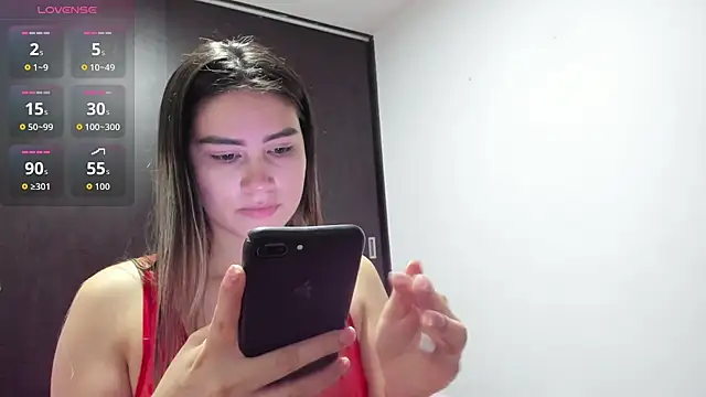 Snapshot of Hannah_Baileyy chatting on 03/03/26, 10:48 Hannah Baileyy online show from 03/03/26, 10:48