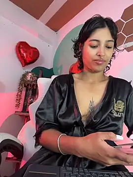 LollaByer online show from 02/13/26, 09:33