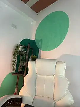 LollaByer online show from 02/27/26, 09:04