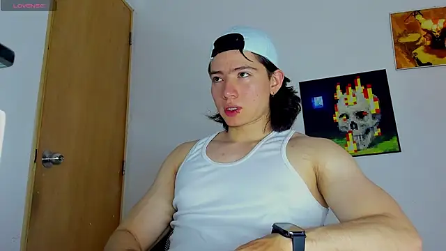 AngelBennet  online show from 02/04/26, 09:31