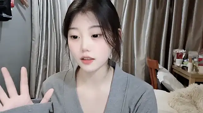 yangyang-1115 online show from 02/11/25, 05:58