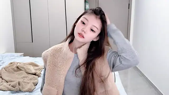 yangyang-1115 online show from 10/23/25, 04:56