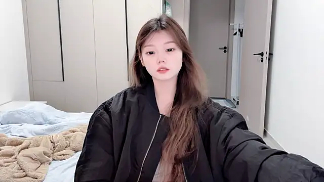 yangyang-1115 online show from 10/24/25, 04:42