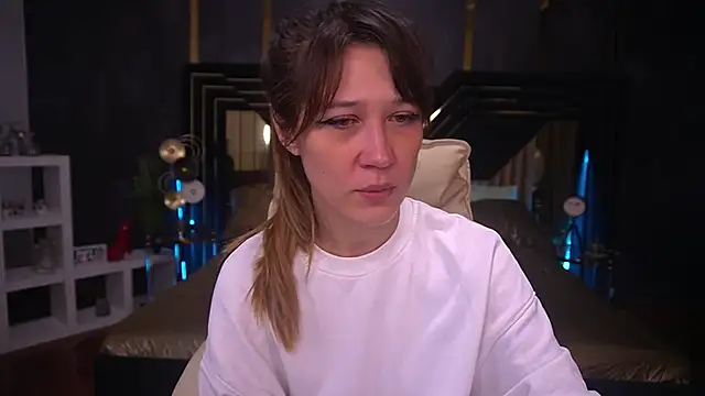 DreamyLinaa online show from 01/25/25, 06:45