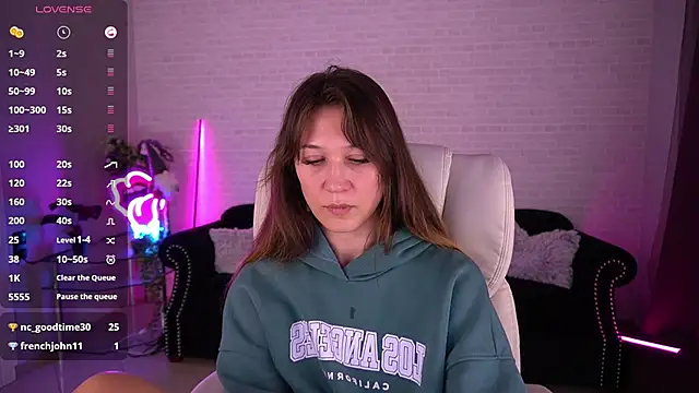 DreamyLinaa online show from 01/28/25, 10:34