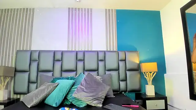 AshleyHill2 online show from 02/17/25, 03:15