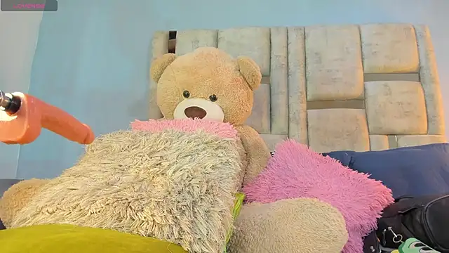 AshleyHill2 online show from 09/19/25, 03:19