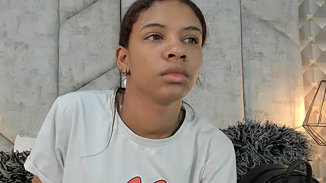 AshleyHill2 online show from 01/14/26, 04:07