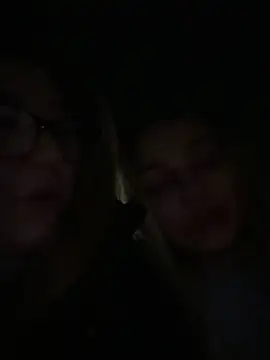 Snapshot of badlills201 chatting on 03/28/26, 12:21 badlills201 online show from 03/28/26, 12:21