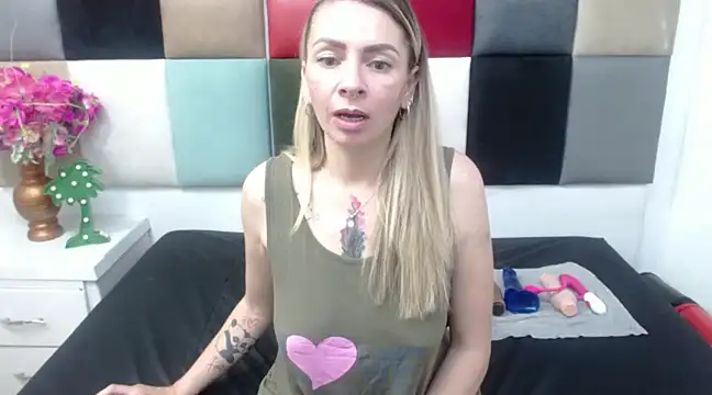 alaha evans online show from 01/11/25, 09:57