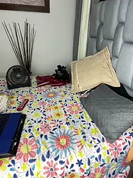 Snapshot of danielax50 chatting on 02/13/25, 11:37 danielax50 online show from 02/13/25, 11:37