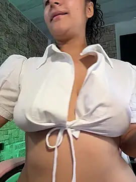 Snapshot of Lady_Rey chatting on 03/13/26, 10:16 Lady Rey online show from 03/13/26, 10:16