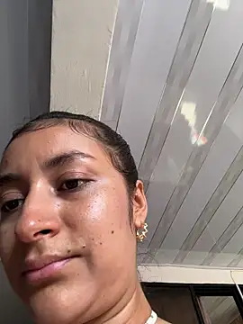 Snapshot of Lady_Rey chatting on 04/12/26, 09:42 Lady Rey online show from 04/12/26, 09:42