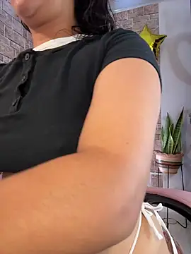 Snapshot of Lady_Rey chatting on 04/17/26, 09:18 Lady Rey online show from 04/17/26, 09:18