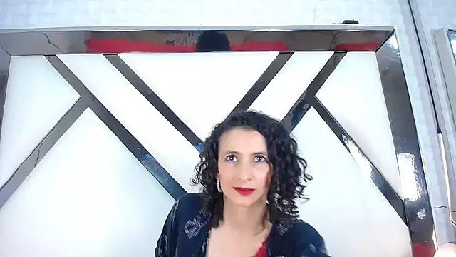 AriannaRussell  online show from 03/04/25, 10:27