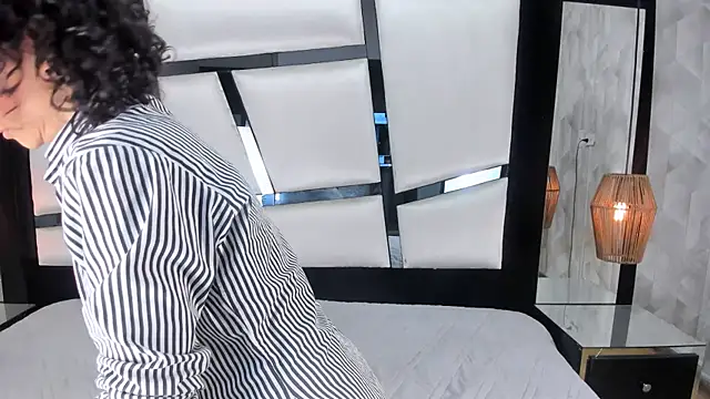 AriannaRussell  online show from 03/20/25, 01:37