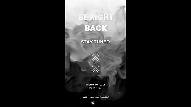 Snapshot of KiraRosse chatting on 03/07/25, 12:12 KiraRosse online show from 03/07/25, 12:12