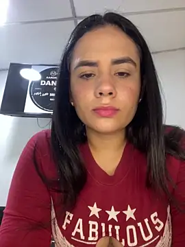 Snapshot of Leyna_Kenet chatting on 10/12/25, 12:09 Leyna Kenet online show from 10/12/25, 12:09