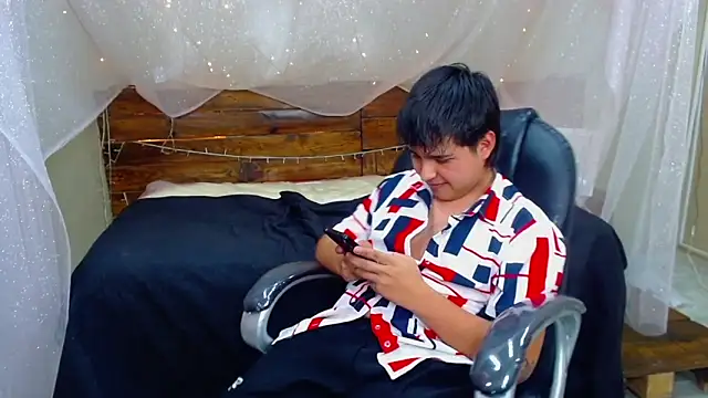 AndrewPherson online show from 03/03/25, 06:33