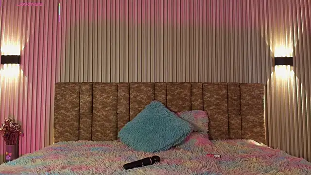 Snapshot of tiffany_johnson11 chatting on 11/08/25, 07:23 tiffany johnson11 online show from 11/08/25, 07:23