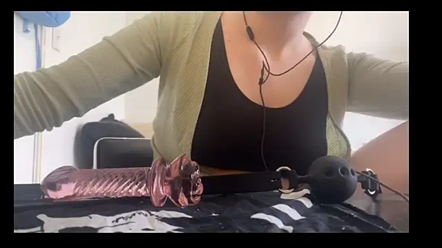 livcutebaby online show from 12/22/24, 03:44
