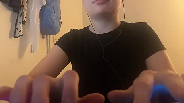 livcutebaby online show from 12/23/24, 03:07