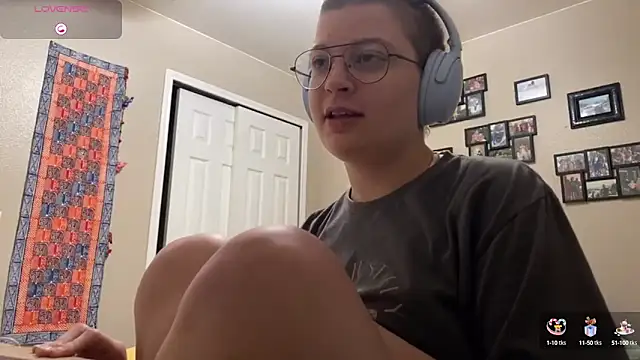 livcutebaby online show from 12/25/24, 04:44