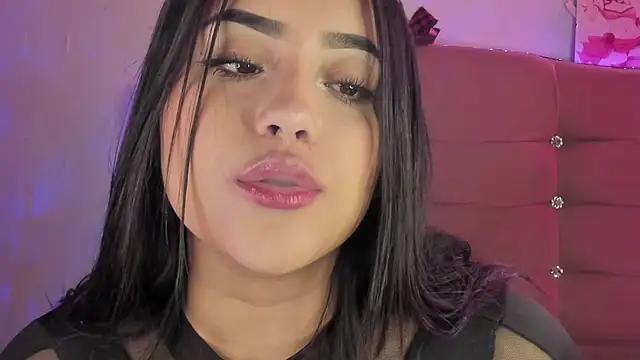 Snapshot of male_couper chatting on 01/22/25, 03:18 male couper online show from 01/22/25, 03:18