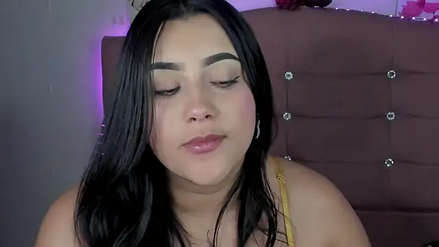 Snapshot of male_couper chatting on 02/05/25, 12:20 male couper online show from 02/05/25, 12:20