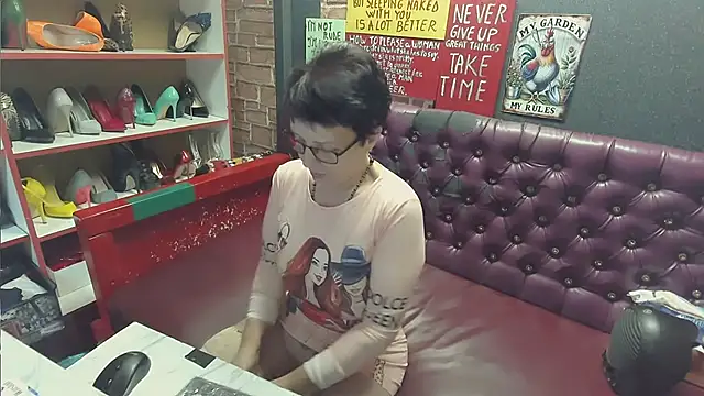 Lily4yourfun online show from 01/04/25, 07:03