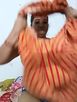 Snapshot of Sex-Nia chatting on 12/19/24, 07:07 Sex-Nia online show from 12/19/24, 07:07