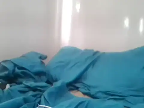 Snapshot of seductivescamp chatting on 12/28/24, 04:51 seductivescamp online show from 12/28/24, 04:51