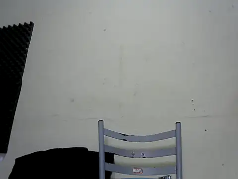 Snapshot of luanadoprive chatting on 03/05/26, 06:59 luanadoprive online show from 03/05/26, 06:59