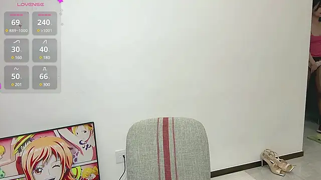 Snapshot of Selenaaaaa- chatting on 02/21/25, 01:11 Selenaaaaa- online show from 02/21/25, 01:11