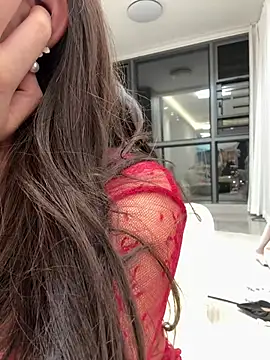 Snapshot of Selenaaaaa- chatting on 03/09/25, 05:06 Selenaaaaa- online show from 03/09/25, 05:06