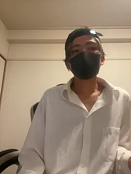 Snapshot of Manato_jp_1215 chatting on 06/13/26, 12:58 Manato jp 1215 online show from 06/13/26, 12:58