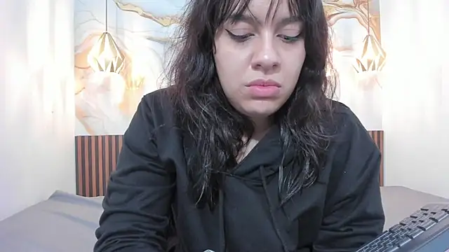 MelissaGilll online show from 12/02/25, 07:20