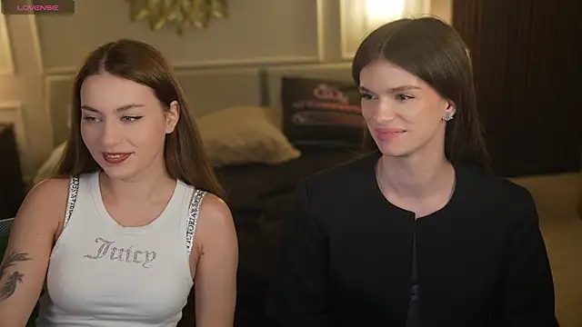 Snapshot of Maggie_tenderness chatting on 04/15/26, 06:26 Maggie tenderness online show from 04/15/26, 06:26