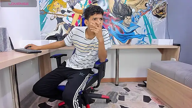 Snapshot of Jeffry_wolvess chatting on 01/30/25, 12:48 Jeffry wolvess online show from 01/30/25, 12:48