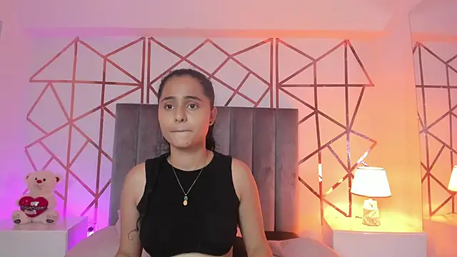 Giselle Roldan online show from 03/03/25, 02:48