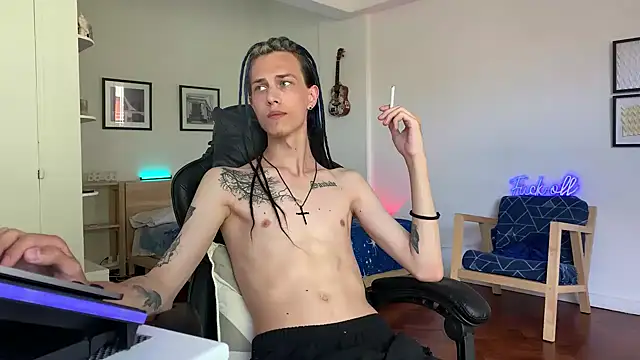 Snapshot of Den_BlueXx chatting on 12/17/24, 06:20 Den BlueXx online show from 12/17/24, 06:20