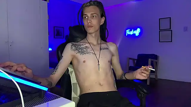 Snapshot of Den_BlueXx chatting on 12/25/24, 03:29 Den BlueXx online show from 12/25/24, 03:29