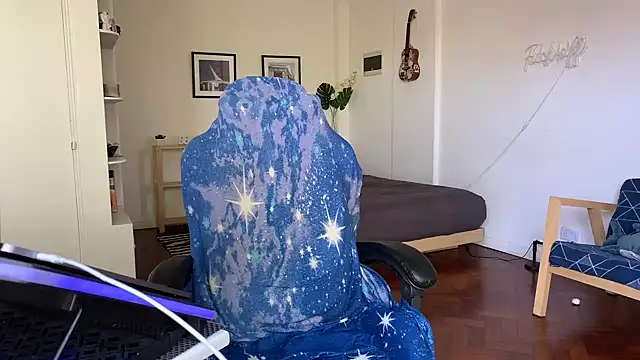 Snapshot of Den_BlueXx chatting on 01/14/25, 07:11 Den BlueXx online show from 01/14/25, 07:11