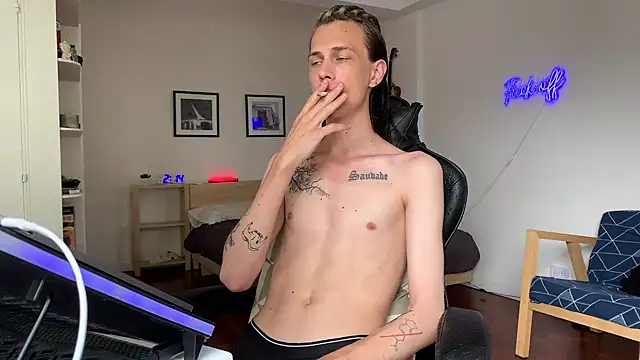 Snapshot of Den_BlueXx chatting on 01/18/25, 05:15 Den BlueXx online show from 01/18/25, 05:15